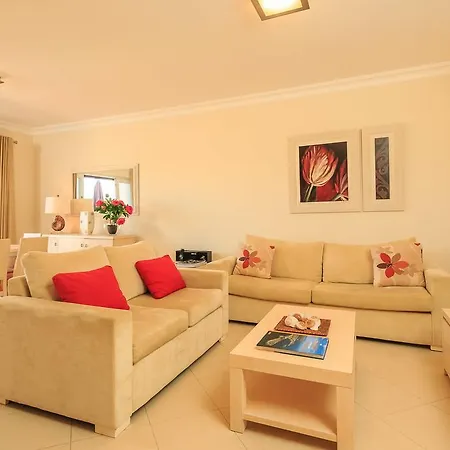 Victoria Boulevard Penthouse